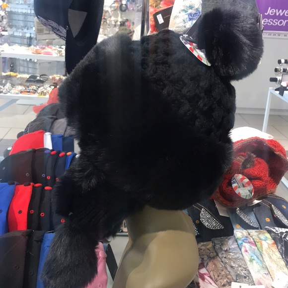 Hat - Picture 3 of 5